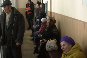 Пенсионеры, выплата пенсий, пенсии в украине