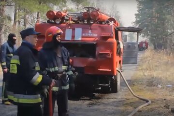 Антон Геращенко,пожар в Чернобыле,зона отчуждения,пожар у хранилища ядерных отходов