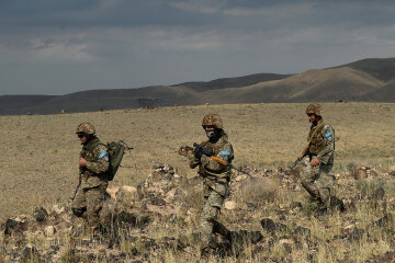 На границе Азербайджана и Армении открыли огонь, есть погибшие