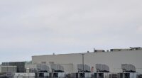 Газовые турбины возле дата-центра xAI в Мемфисе