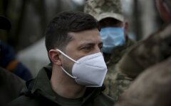 Владимир Зеленский, Зеленский в маске, Зеленский на Донбассе