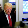 Трамп на борту самолета Air Force One