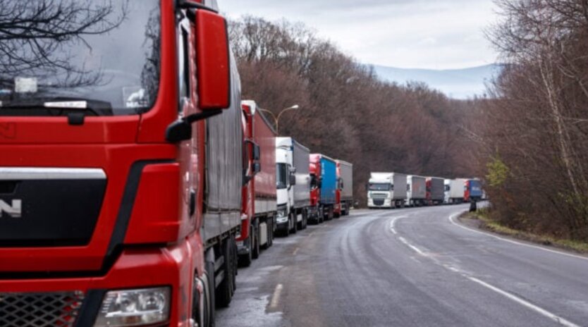 В Польше перевозчики собираются круглосуточно блокировать КПП "Медика-Шегини"