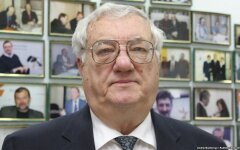 Юрий Щербак