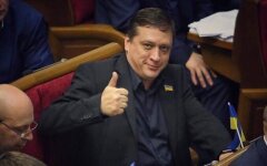 Роман Иванисов