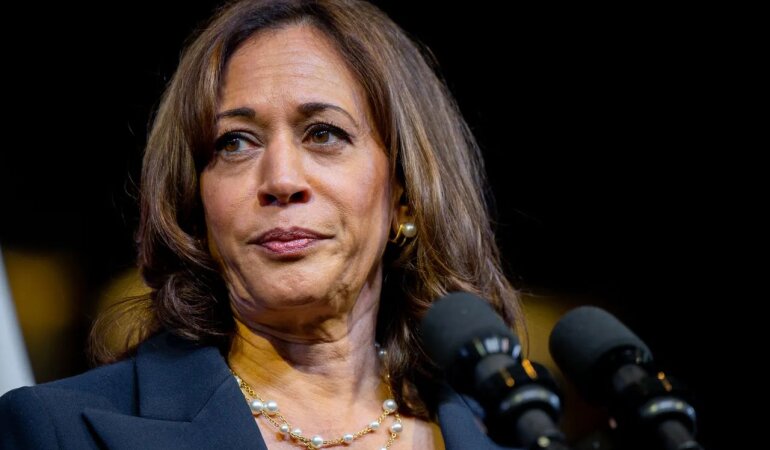 Камала Харрис