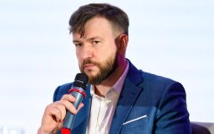 Денис Улютин
