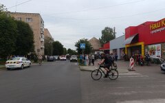 На Волині люди зчинили бунт у ТЦК через затримання чоловіків, військові відповіли