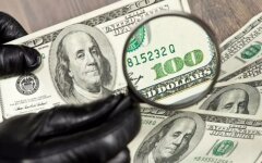 100 доларів США