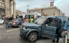 Смертельное ДТП парализовало центр Киева: фото, видео