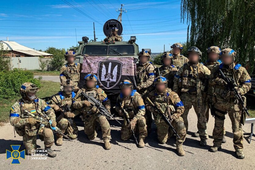Спецназовцы СБУ показали фото из освобожденного Купянска