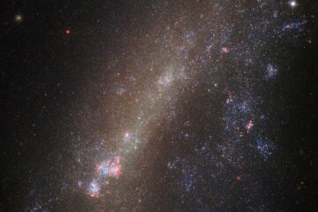 razorvannaya-galaktika