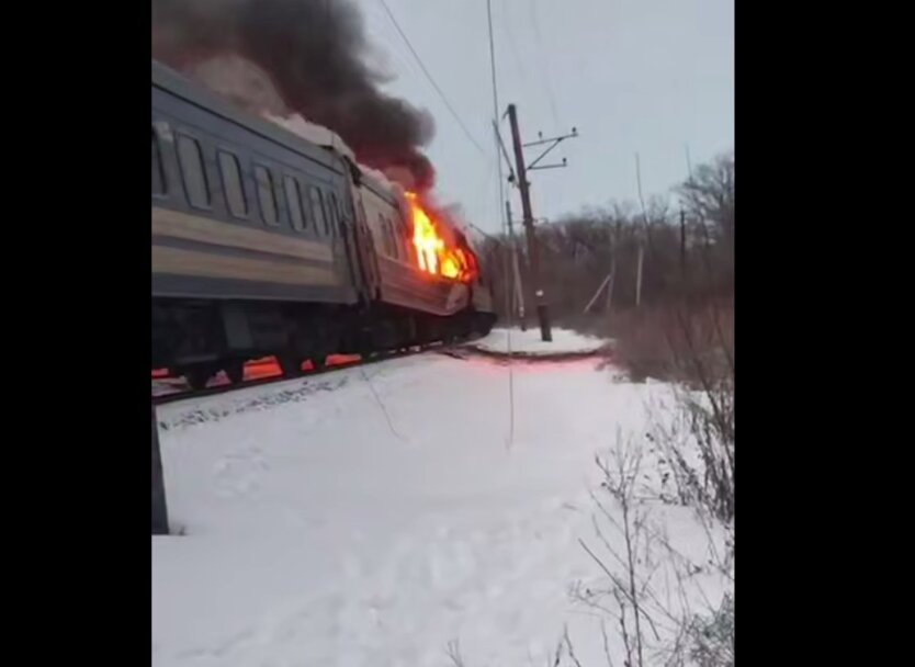 Удар по поезду в Харьковской области
