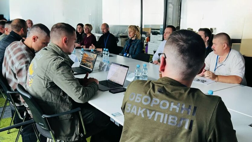 У Міноборони обговорило децентралізацію оборонних закупівель
