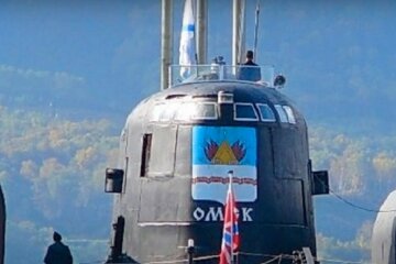Подводная лодка "Омск"