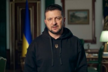 Зеленский обратился к украинцам: о ситуации в Днепре и "прилетах" по энергетической инфраструктуре