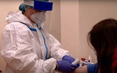 Украина может начать вакцинацию от COVID-19 в ускоренном режиме