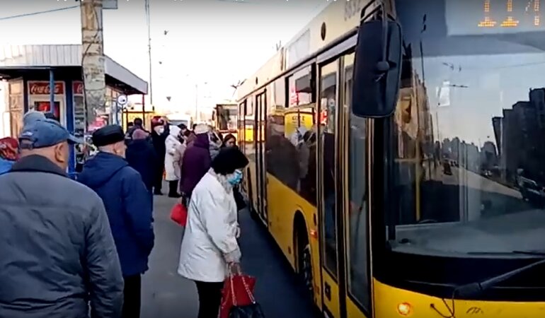 Общественный транспорт Киева