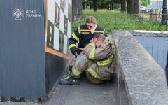 "Герої без зброї": у Києві під російським обстрілом загинули рятувальники, багато поранених
