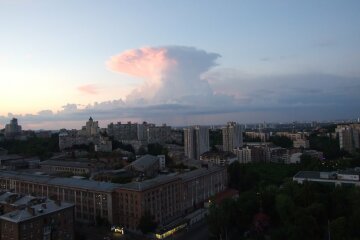 облака в Киеве