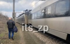 Поезд Интерсити сошел с рельсов под Запорожьем: видео