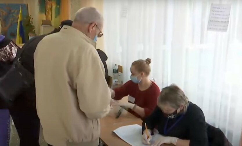 В Украине стартовали  повторные местные выборы: список