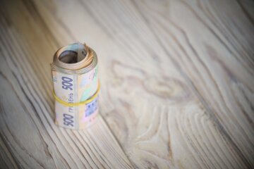 Соцвыплаты в Украине / depositphotos