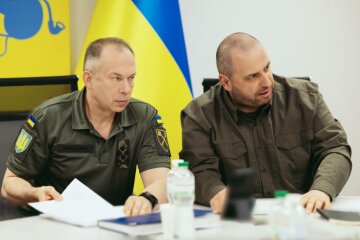 Франция направит первых инструкторов в Украину для подготовки воинов ВСУ, - Сырский