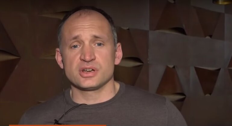 Олег Татаров