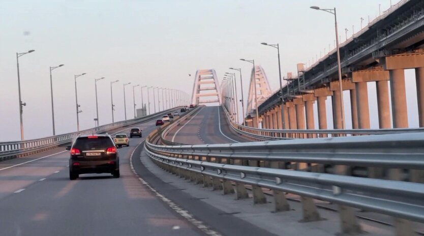 Росія продовжила терміни ремонту Керченського мосту в окупованому Криму