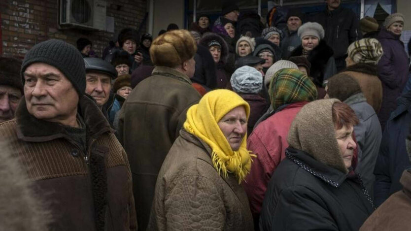 Пенсионеры в Украине,минимальная зарплата,рост пенсий в Украине,Денис Шмыгаль