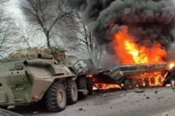 ВСУ применили "Javelin" и уничтожили колонну из 15 российских танков