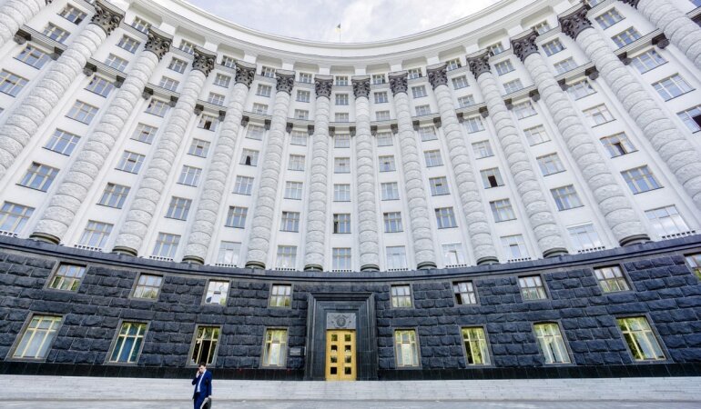 Кабмин Украины, кадровые перестановки, замена министров