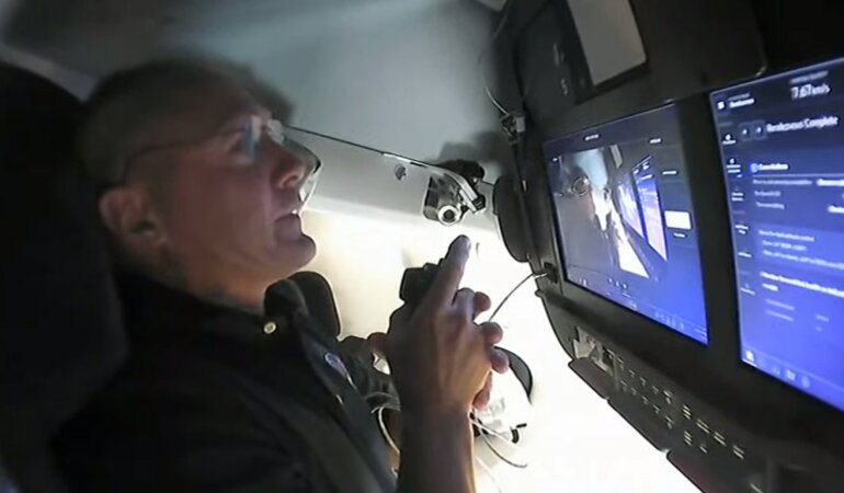 Экипаж Crew Dragon, запуск Crew Dragon, илон маск, роскосмос