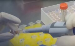 Украинцам назвали сроки поставки вакцины от коронавируса
