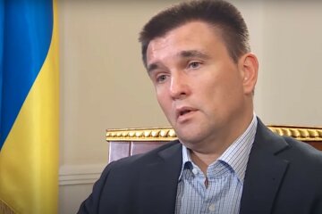 Климкин указал на опасность инициатив Ермака по Донбассу