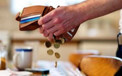 Боржники, ухилянти