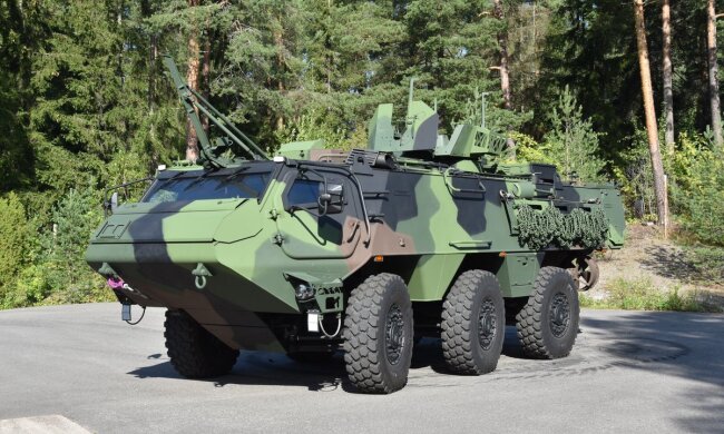 Бронетранспортер Patria 6х6