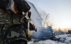 АТО боец зима война танк село