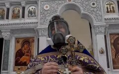 Горе-священник мог заразить более полутысячи украинцев