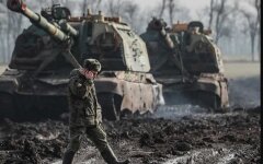 Наступ російських окупантів у лютому, бруд