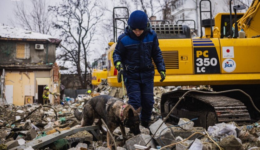 Разрушения после российской атаки в Харькове