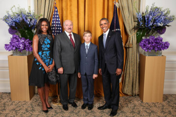 Сын Лукашенко Барак Обама Александр Лукашенко