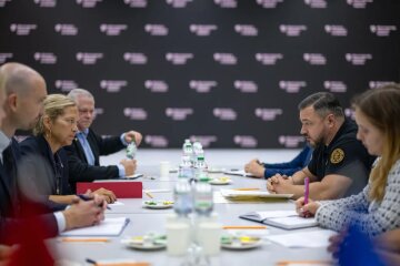 Олександр Козенко і Генрієтта Холлберг Тюгесен