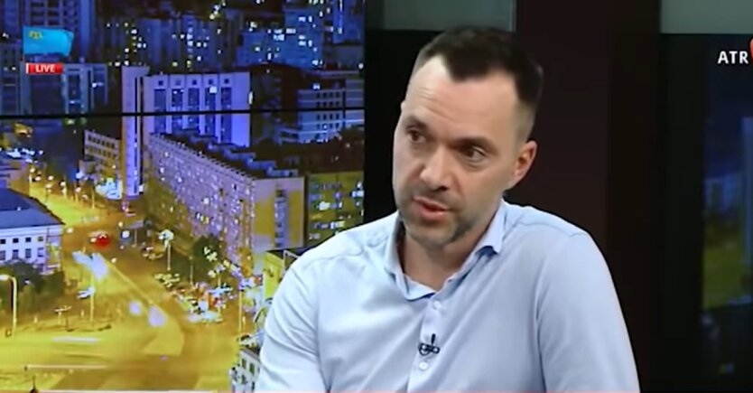 Алексей Арестович, ТКГ, Борис Грызлов