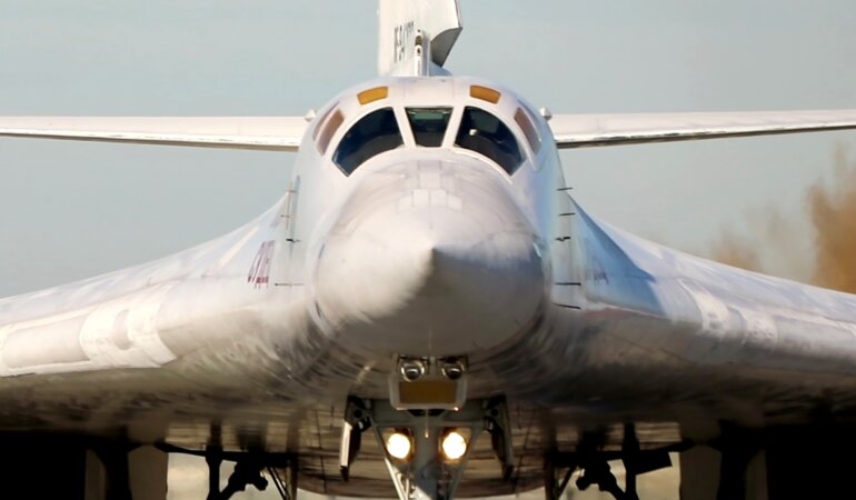 Російський бомбардувальник Ту-160М