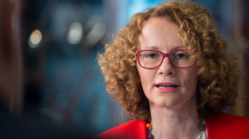 Радмила Шекерінська