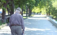 Льготный трудовой стаж,Возраст выхода на пенсию,Пенсионный возраст в Украине