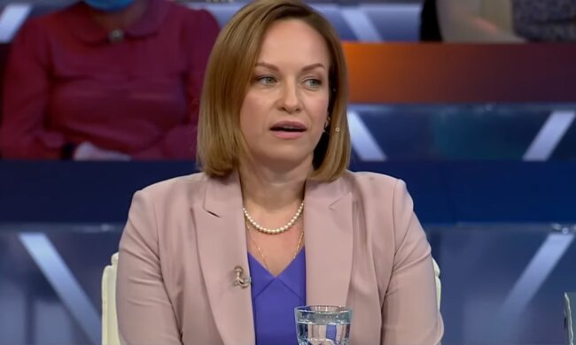 Министр социальной политики Украины Марина Лазебная