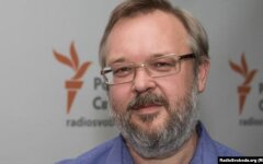 Андрей Ермолаев